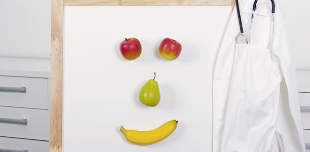 Bild zu Ernährungsmedizinische und -therapeutische Versorgung - Fachverbände unterzeichnen gemeinsame Erklärung