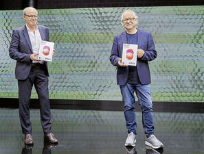 Bild zu Digitalisierung - Aufbruch unter der Lupe