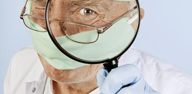 Bild zu Diabetischer Fuß - Hinterfragen für den Fuß