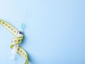 Bild zu Schwerpunkt Adipositas - Mit Abnehmspritzen gegen Alzheimer-Demenz?