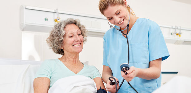 Bild zu Rentenversicherung - Mehr diabetologisches Fachpersonal in Reha-Kliniken der DRV